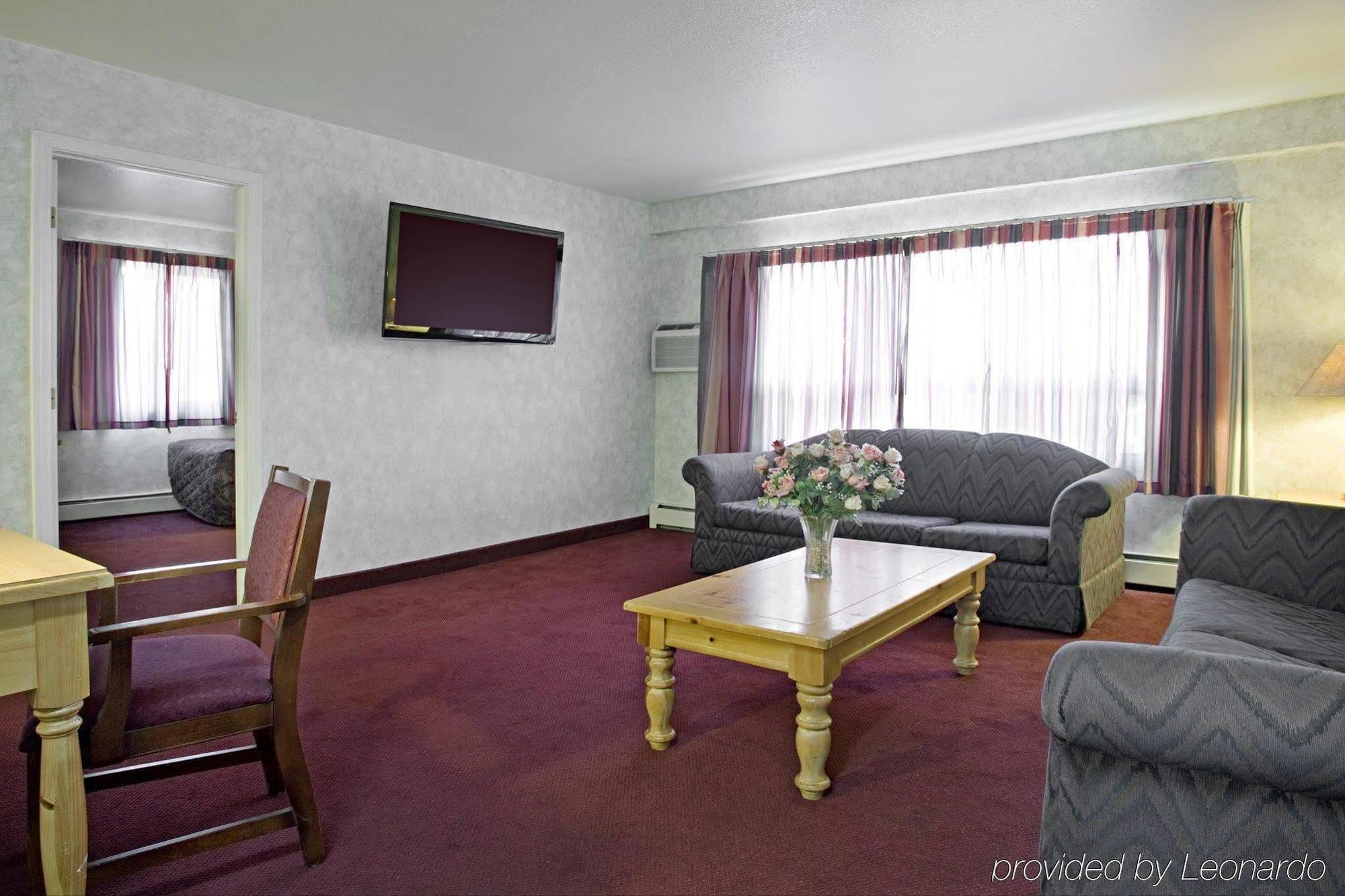 Americas Best Value Inn & Suites Anchorage Airport Room photo